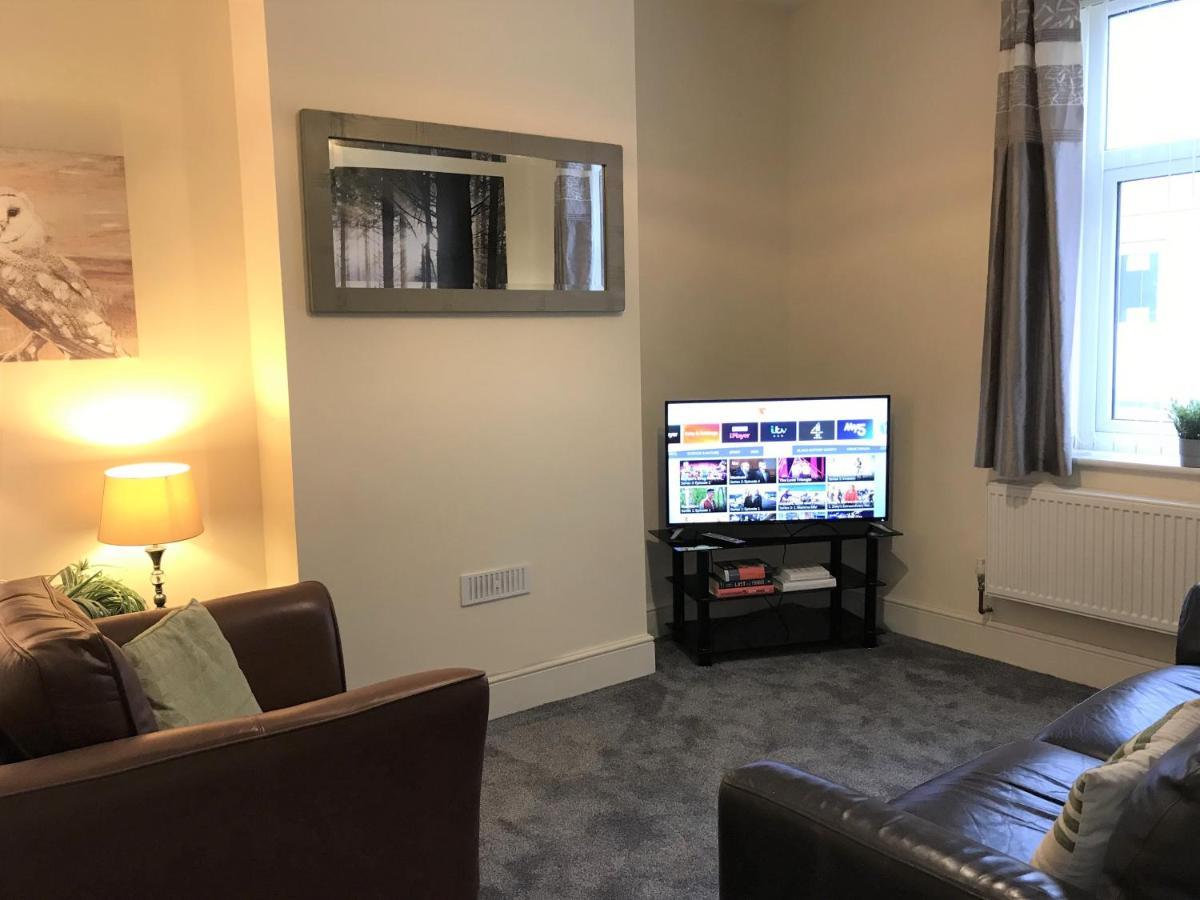 Welcoming Spacious 2-Bedroom House In St Helens St Helens  المظهر الخارجي الصورة